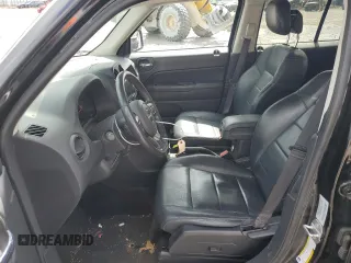 2016 Jeep Patriot Latitude with VIN 1C4NJRFB0GD586153, listed as a Copart auction lot 56490735 with 133,543 mi miles and Salvage title. Bid and sale history available at DreamBid. Image 7.