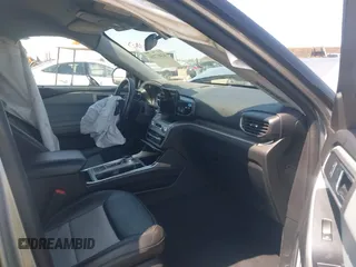 2022 Ford Explorer XLT with VIN 1FMSK7DH3NGB53736, listed as a IAAI auction lot 42417356 with 31,446 mi miles and . Bid and sale history available at DreamBid. Image 5.