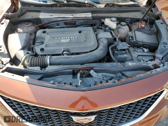 2021 Cadillac XT4 FWD Sport with VIN 1GYFZER49MF057541, listed as a Copart auction lot 70654544 with 35,441 mi miles and Non Repairable. Bid and sale history available at DreamBid. Image 11.