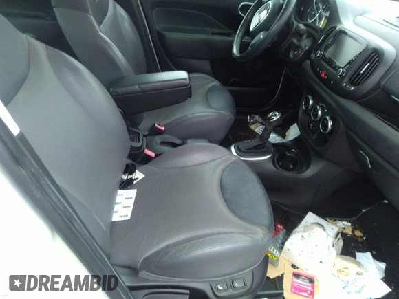 2014 FIAT 500L Lounge with VIN ZFBCFACH9EZ004072, listed as a IAAI auction lot 41205641 with 109,394 mi miles and . Bid and sale history available at DreamBid. Image 5.
