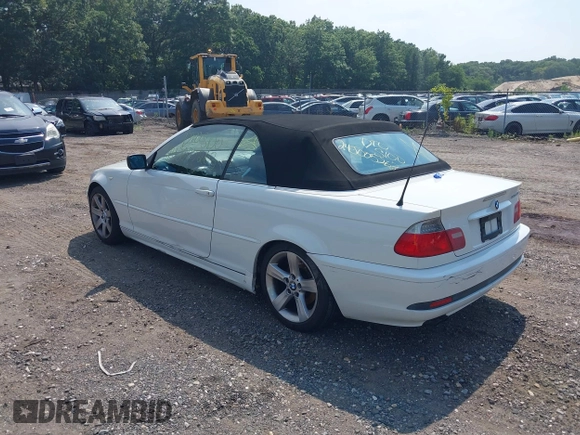2006 BMW 3 Series 325Ci with VIN WBABW33436PX84629, listed as a IAAI auction lot 39878279 with 999,999 mi miles. Bid and sale history available at carsss.com. Image 3.