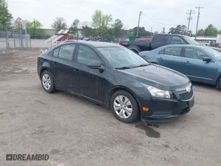 2014 Chevrolet Cruze LS with VIN 1G1PB5SG2E7366520, listed as a IAAI auction lot 42034644 with 163,065 mi miles. Bid and sale history available at carsss.com. Image 1.