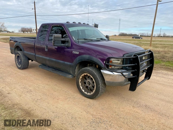 1999 Ford F-250 XL with VIN 1FTNX21F3XEA60268, listed as a Copart auction lot 57728745 with 288,983 mi miles and Clean title. Bid and sale history available at DreamBid. Image 1.