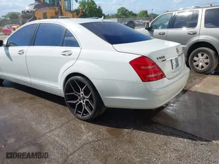2008 Mercedes-Benz S-Class 5.5L V8 with VIN WDDNG86X48A151830, listed as a IAAI auction lot 41821178 with 1 mi miles. Bid and sale history available at carsss.com. Image 3.