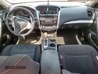 2013 Nissan Altima SV with VIN 1N4BL3AP9DC105529, listed as a Copart auction lot 61387585 with 200,113 mi miles and Salvage title. Bid and sale history available at DreamBid. Image 8.