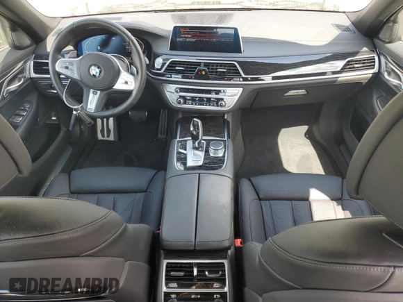 2022 BMW 7 Series 740i with VIN WBA7T2C09NCJ48292, listed as a Copart auction lot 51650315 with 21,585 mi miles and Salvage Title. Bid and sale history available at carsss.com. Image 8.