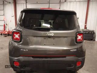 2017 Jeep Renegade Altitude with VIN ZACCJBBB8HPE95509, listed as a IAAI auction lot 42523316 with 163,040 mi miles and . Bid and sale history available at DreamBid. Image 17.