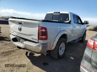 2019 Ram 2500 Laramie z VIN 3C6UR5FL1KG657255, wystawiony jako Copart lot #43664075 z przebiegiem 29 126 mil mil oraz Szkoda całkowita • Salvage title. Historia ofert i sprzedaży dostępna na DreamBid. Obrazek 3.