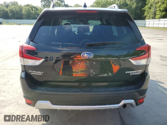 2022 Subaru Forester Touring z VIN JF2SKARCXNH528872, wystawiony jako Copart lot #64573425 z przebiegiem 27 505 mil mil oraz Szkoda całkowita • Salvage title. Historia ofert i sprzedaży dostępna na DreamBid. Obrazek 6.