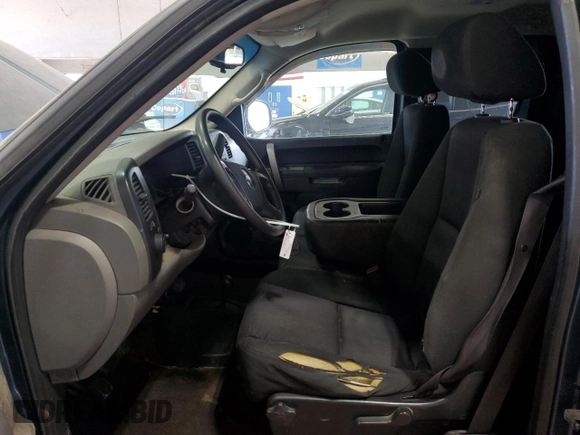 2010 Chevrolet Silverado 1500 LS with VIN 1GCSKREA6AZ107334, listed as a Copart auction lot 49225315 with 184,624 mi miles and Clean Title. Bid and sale history available at DreamBid. Image 7.