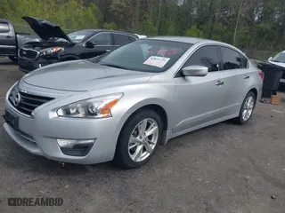 2013 Nissan Altima 2.5 SL with VIN 1N4AL3AP2DN506811, listed as a IAAI auction lot 41875731 with 242,422 mi miles. Bid and sale history available at carsss.com. Image 2.
