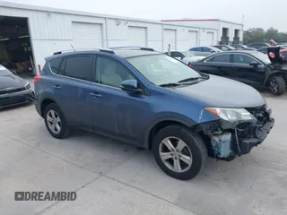 2013 Toyota RAV4 XLE with VIN 2T3RFREV7DW113833, listed as a IAAI auction lot 41545018 with 189,080 mi miles. Bid and sale history available at carsss.com. Image 1.
