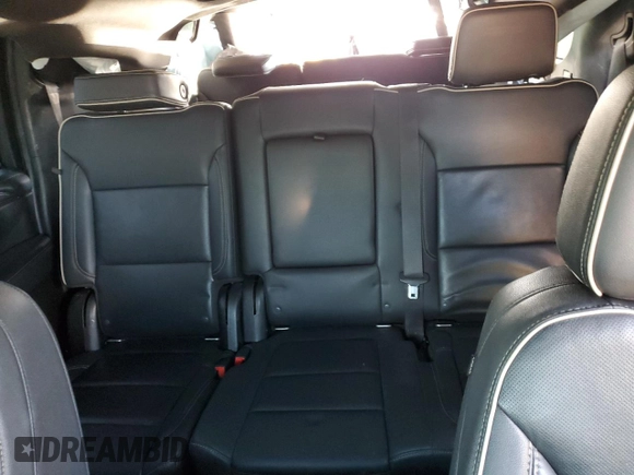 2021 GMC Yukon XL SLT with VIN 1GKS1GKD2MR243619, listed as a Copart auction lot 84262484 with 125,419 mi miles and Salvage Title. Bid and sale history available at carsss.com. Image 10.