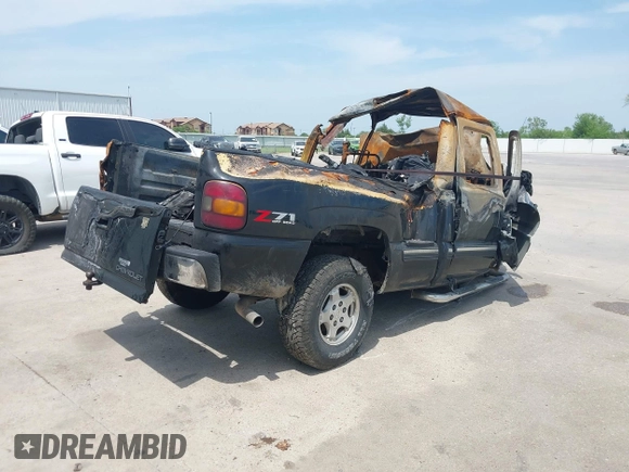 2002 Chevrolet Silverado 1500 LT with VIN 2GCEK19T221117959, listed as a IAAI auction lot 41029483 with Not Provided miles. Bid and sale history available at carsss.com. Image 4.