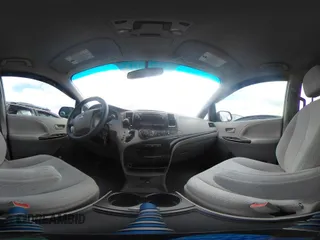 2014 Toyota Sienna LE AAS z VIN 5TDKK3DC8ES516801, wystawiony jako IAAI lot #42378994 z przebiegiem 222 929 mil mil oraz . Historia ofert i sprzedaży dostępna na DreamBid. Obrazek 20.