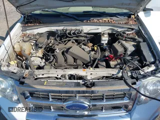 2008 Ford Escape Limited с VIN 1FMCU94158KB25094, выставлен на аукционе IAAI как лот 42573706 с пробегом 147 062 миль миль и . История ставок и продаж доступна на DreamBid. Изображение 10.