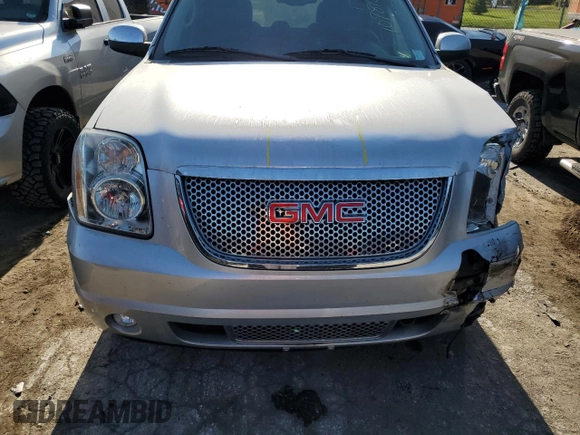 2013 GMC Yukon Denali with VIN 1GKS2EEF0DR311141, listed as a Copart auction lot 74823594 with 125,580 mi miles and Salvage Title. Bid and sale history available at carsss.com. Image 13.