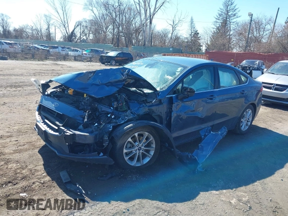 2019 Ford Fusion SE with VIN 3FA6P0H75KR238698, listed as a IAAI auction lot 41817222 with 1 mi miles. Bid and sale history available at carsss.com. Image 2.