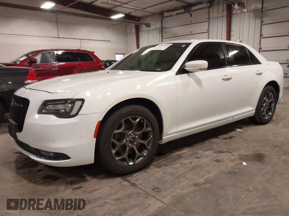 2015 Chrysler 300 S z VIN 2C3CCAGG7FH923212, wystawiony jako IAAI lot #42212494 z przebiegiem 105 000 mil mil oraz . Historia ofert i sprzedaży dostępna na DreamBid. Obrazek 17.
