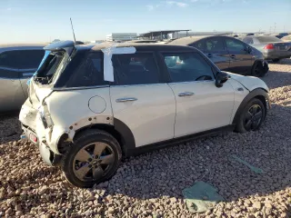 2021 MINI Hardtop 4 Door Oxford Edition с VIN WMWXU7C08M2P23335, выставлен на аукционе Copart как лот 84105974 с пробегом 36 213 миль миль и Списание • Salvage title. История ставок и продаж доступна на DreamBid. Изображение 3.