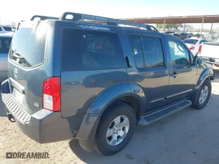 2006 Nissan Pathfinder SE with VIN 5N1AR18UX6C672531, listed as a IAAI auction lot 41602819 with 180,344 mi miles. Bid and sale history available at carsss.com. Image 4.