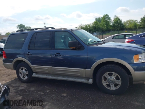 2006 Ford Expedition Eddie Bauer z VIN 1FMFU18536LA22209, wystawiony jako IAAI lot #42241459 z przebiegiem 121 600 mil mil oraz . Historia ofert i sprzedaży dostępna na DreamBid. Obrazek 13.