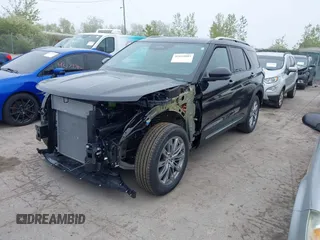 2025 Ford Explorer with VIN 1FMUK8HHXSGA09590, listed as a IAAI auction lot 42193003 with 1,494 mi miles and . Bid and sale history available at DreamBid. Image 2.