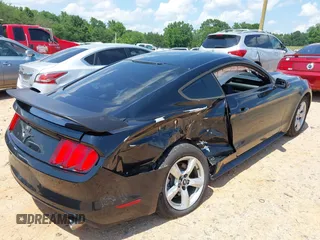 2017 Ford Mustang V6 z VIN 1FA6P8AM6H5342594, wystawiony jako IAAI lot #42479187 z przebiegiem 103 861 mil mil oraz . Historia ofert i sprzedaży dostępna na DreamBid. Obrazek 4.