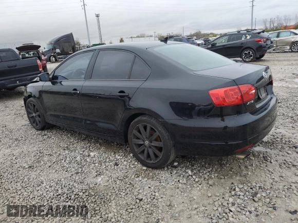 2012 Volkswagen Jetta SE with VIN 3VWDX7AJ9CM417564, listed as a Copart auction lot 77314634 with 235,196 mi miles and Salvage title. Bid and sale history available at DreamBid. Image 2.