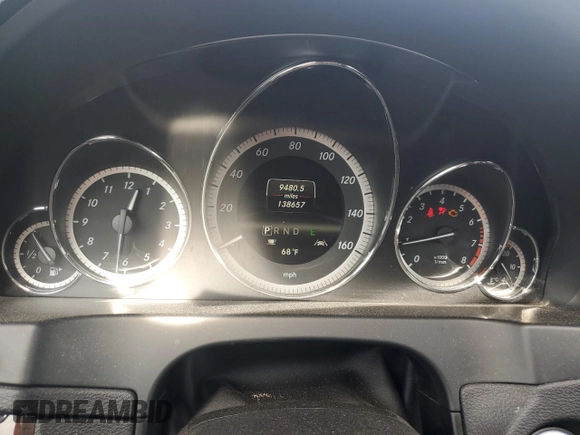 2013 Mercedes-Benz E 350 with VIN WDDKK5KF4DF204858, listed as a Copart auction lot 51954625 with 138,657 mi miles and Clean title. Bid and sale history available at DreamBid. Image 9.