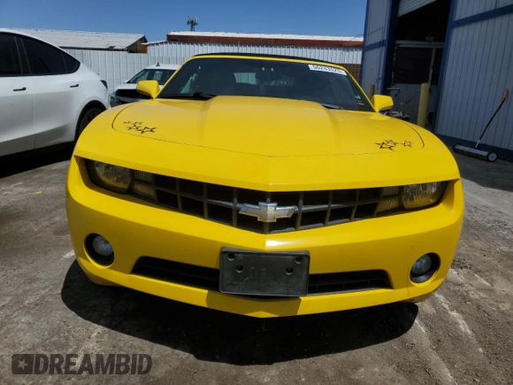 2011 Chevrolet Camaro 1LT with VIN 2G1FB3DD8B9209085, listed as a Copart auction lot 56243525 with 167,238 mi miles and Salvage title. Bid and sale history available at DreamBid. Image 5.