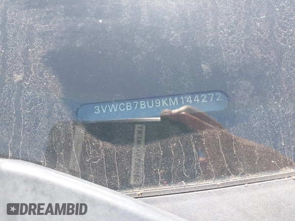 2019 Volkswagen Jetta S z VIN 3VWCB7BU9KM144272, wystawiony jako IAAI lot #41997518 z przebiegiem 91 950 mil mil oraz . Historia ofert i sprzedaży dostępna na DreamBid. Obrazek 9.