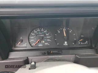 1992 Plymouth Acclaim z VIN 1P3XA4631NF248220, wystawiony jako Copart lot #84113754 z przebiegiem 117 489 mil mil oraz Szkody całkowita. Historia ofert i sprzedaży dostępna na DreamBid. Obrazek 9.