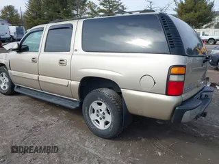 2005 Chevrolet Suburban LT with VIN 3GNFK16Z95G159688, listed as a IAAI auction lot 41492030 with 233,009 mi miles and . Bid and sale history available at DreamBid. Image 3.