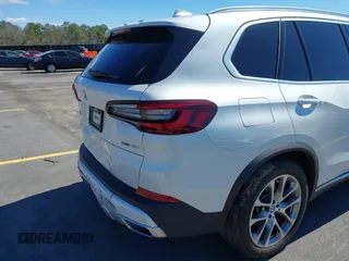 2022 BMW X5 sDrive40i with VIN 5UXCR4C07N9M97460, listed as a IAAI auction lot 41737440 with 1 mi miles. Bid and sale history available at carsss.com. Image 18.