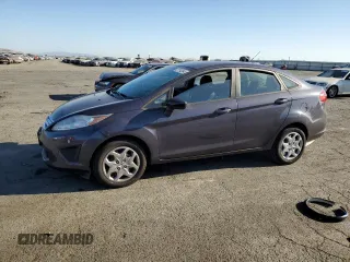 2013 Ford Fiesta SE z VIN 3FADP4BJ9DM186382, wystawiony jako Copart lot #67754934 z przebiegiem 157 495 mil mil oraz Szkoda całkowita • Salvage title. Historia ofert i sprzedaży dostępna na DreamBid. Obrazek 1.