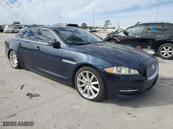 2011 Jaguar XJ with VIN SAJWA1CB5BLV13001, listed as a Copart auction lot 88501675 with NaN miles and Clean Title. Bid and sale history available at carsss.com. Image 4.