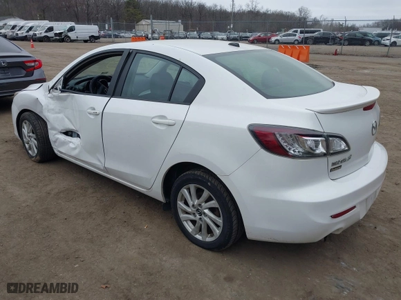 2013 Mazda Mazda3 i Grand Touring with VIN JM1BL1WP2D1781548, listed as a IAAI auction lot 41759057 with 138,915 mi miles. Bid and sale history available at carsss.com. Image 3.