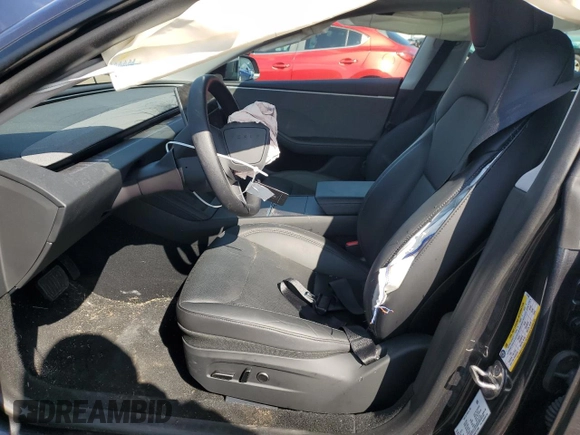 2024 Tesla Model 3 z VIN 5YJ3E1EA6RF731388, wystawiony jako Copart lot #50334065 z przebiegiem 8 305 mil mil oraz Szkoda całkowita • Salvage title. Historia ofert i sprzedaży dostępna na DreamBid. Obrazek 7.