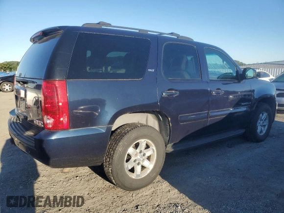2007 GMC Yukon SLT with VIN 1GKFK13077J126628, listed as a Copart auction lot 75358444 with 196,868 mi miles and Clean Title. Bid and sale history available at carsss.com. Image 3.