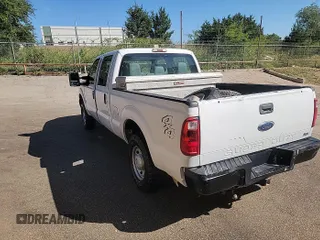 2011 Ford F-250 XL z VIN 1FT7W2B64BEC17079, wystawiony jako IAAI lot #42890662 z przebiegiem 106 522 mil mil oraz . Historia ofert i sprzedaży dostępna na DreamBid. Obrazek 9.