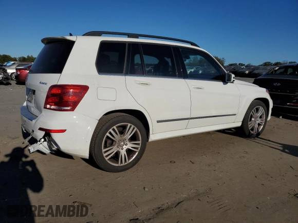 2015 Mercedes-Benz GLK 350 with VIN WDCGG8JB9FG435277, listed as a Copart auction lot 75062284 with 111,867 mi miles and Salvage Title. Bid and sale history available at DreamBid. Image 3.