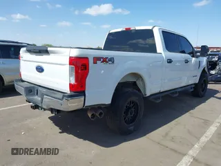 2017 Ford F-250 Lariat with VIN 1FT7W2BT8HEE20684, listed as a IAAI auction lot 41726253 with 90,898 mi miles and . Bid and sale history available at DreamBid. Image 4.