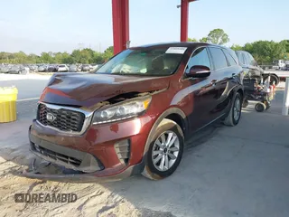 2020 Kia Sorento LX V6 with VIN 5XYPG4A52LG615577, listed as a IAAI auction lot 41865205 with 106,197 mi miles. Bid and sale history available at carsss.com. Image 17.
