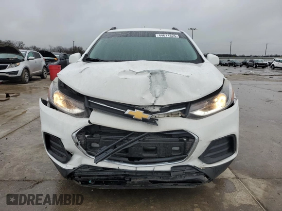 2021 Chevrolet Trax LT with VIN KL7CJLSB8MB343558, listed as a Copart auction lot 44611825 with 39,896 mi miles and Salvage Title. Bid and sale history available at DreamBid. Image 5.