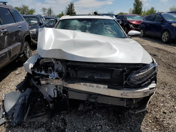 2020 Honda Accord Touring z VIN 1HGCV2F97LA018169, wystawiony jako Copart lot #55828685 z przebiegiem Nie podano mil oraz Szkoda całkowita • Salvage title. Historia ofert i sprzedaży dostępna na DreamBid. Obrazek 5.