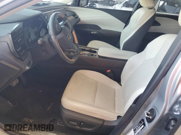 2024 Lexus RX 350 z VIN JTJCHMAA6R2011832, wystawiony jako Copart lot #56417675 z przebiegiem 18 955 mil mil oraz Szkoda całkowita • Salvage title. Historia ofert i sprzedaży dostępna na DreamBid. Obrazek 7.