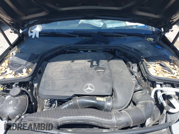 2019 Mercedes-Benz C 300 with VIN WDDWK8DB9KF773831, listed as a IAAI auction lot 41923479 with 37,124 mi miles and . Bid and sale history available at DreamBid. Image 10.