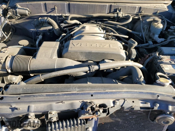 2000 Toyota Tundra SR5 with VIN 5TBRT3416YS010746, listed as a Copart auction lot 41377025 with 252,142 mi miles and Salvage Title. Bid and sale history available at DreamBid. Image 11.