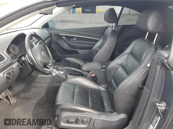 2007 Volkswagen Eos 3.2L with VIN WVWDB71F07V039241, listed as a Copart auction lot 54573135 with 131,341 mi miles and Clean Title. Bid and sale history available at DreamBid. Image 7.